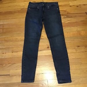 EUC Calvin Klein Women’s Stretch Dark Blue Jeans Size 26x30